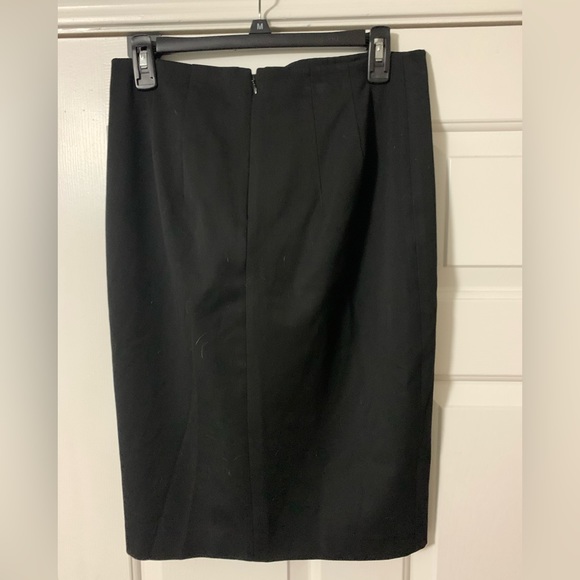 Ruffled Fitted Skirt - Picture 2 of 3